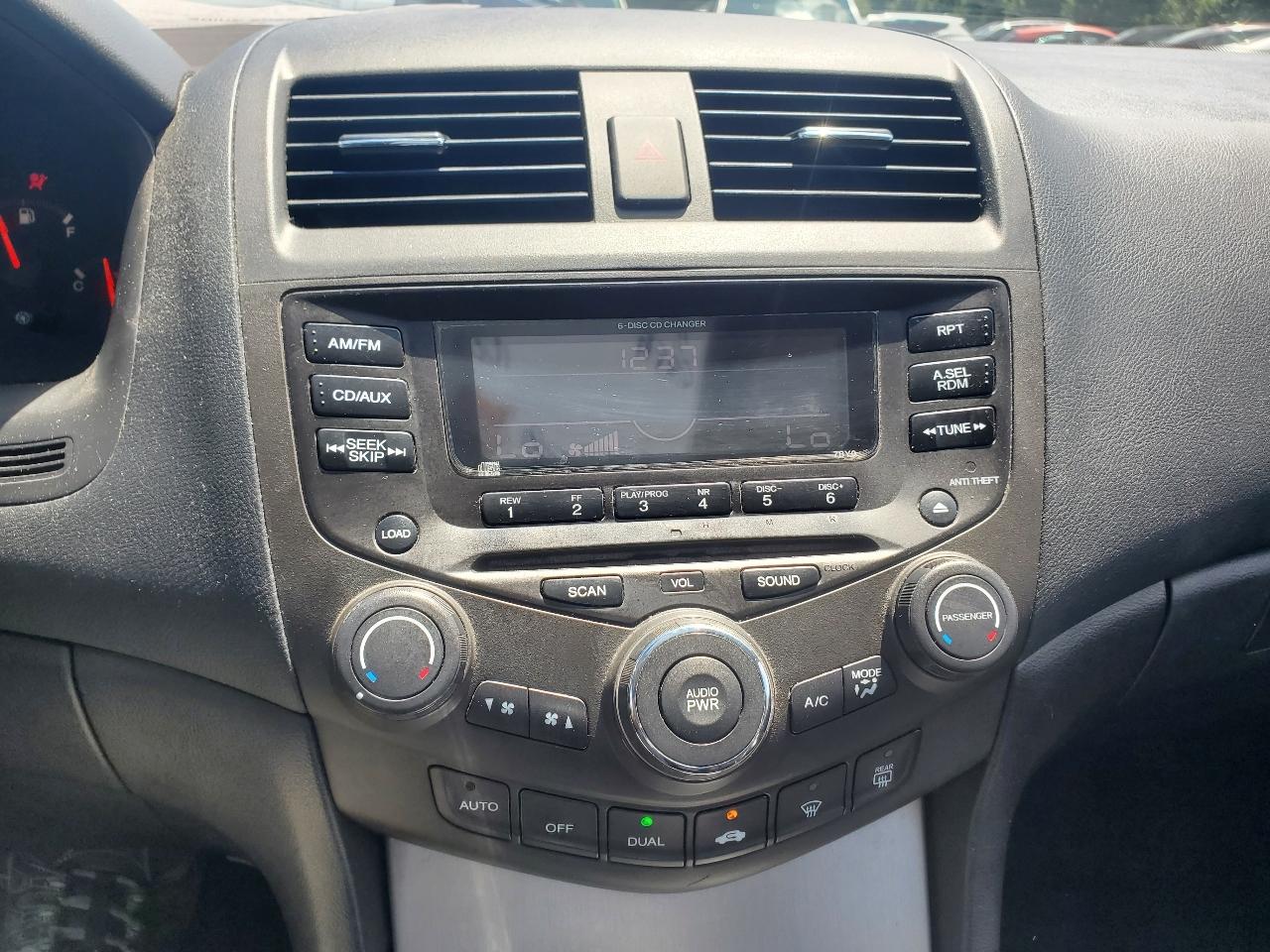 Honda Accord EX V6 coupe AT 2003