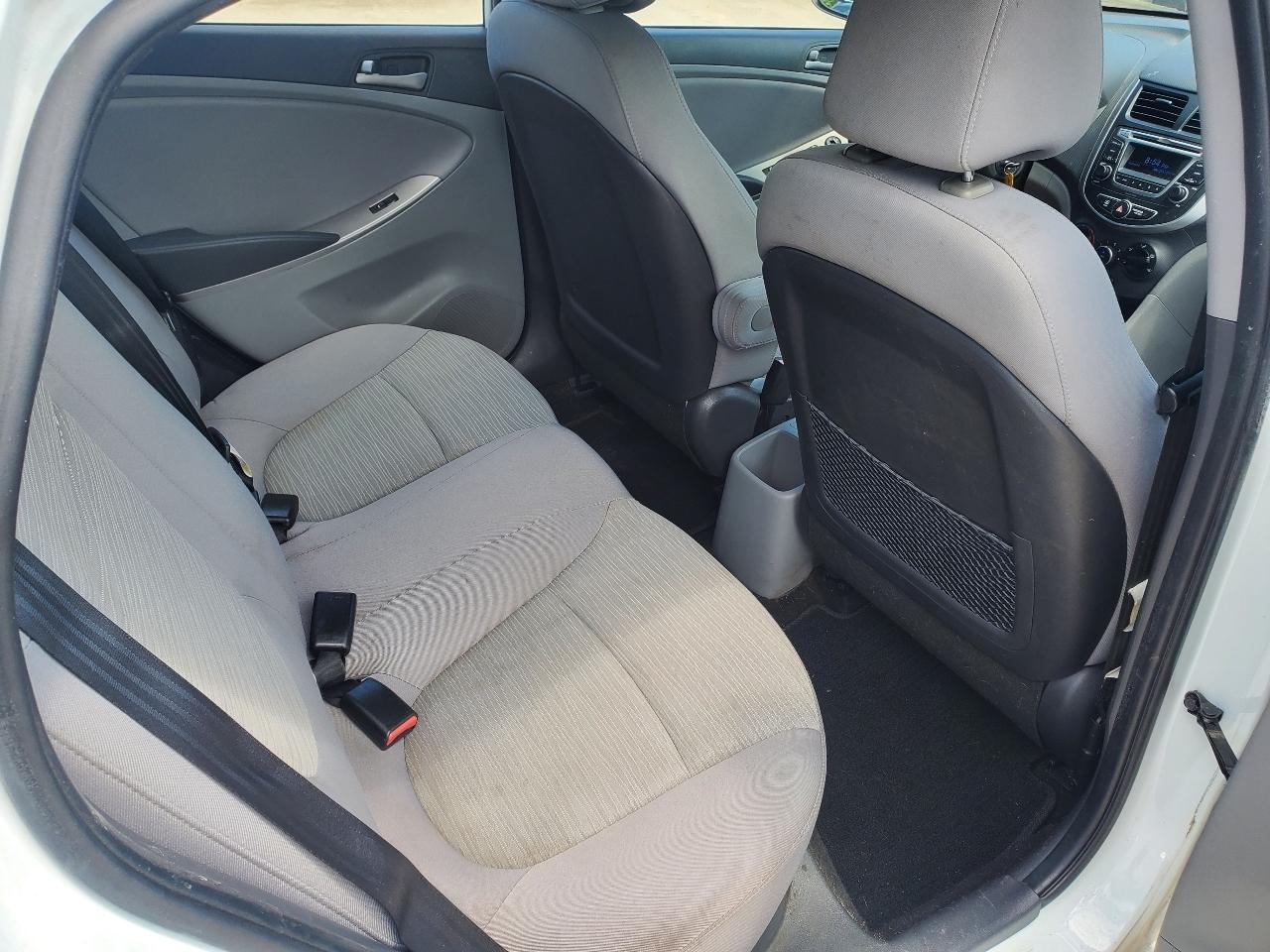 Hyundai Accent SE 4-Door 6A 2016