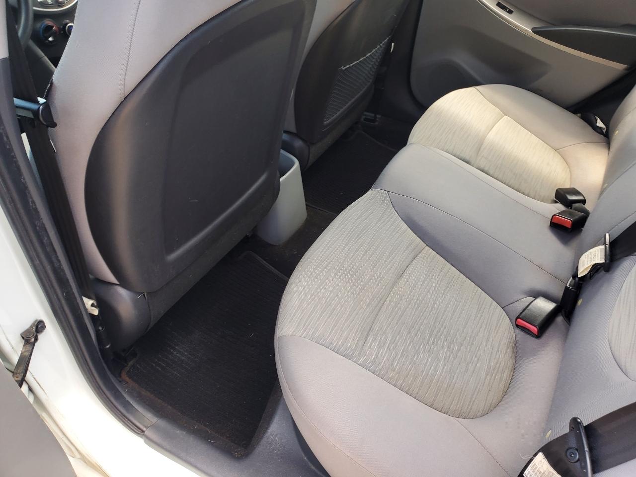 Hyundai Accent SE 4-Door 6A 2016