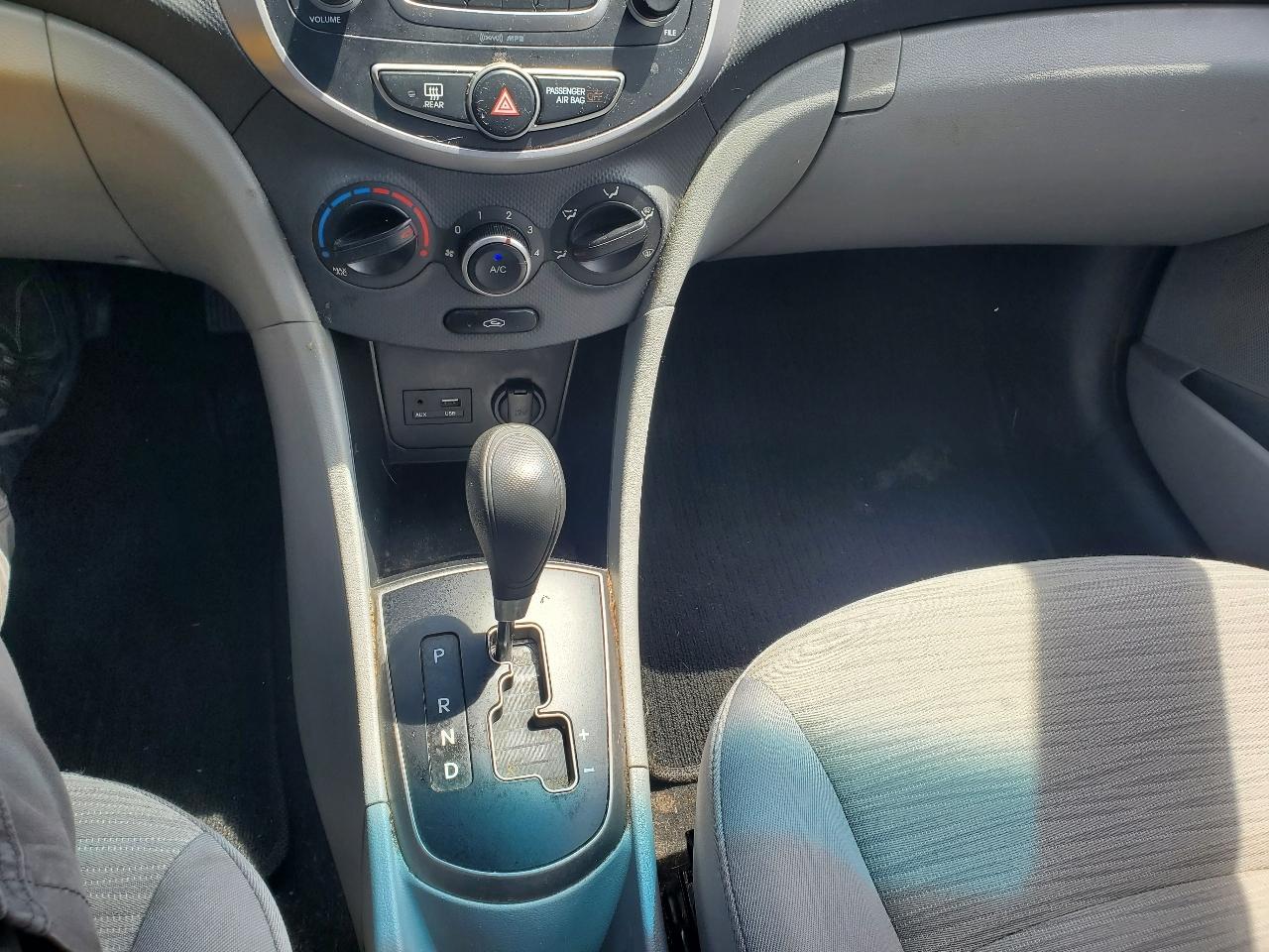 Hyundai Accent SE 4-Door 6A 2016