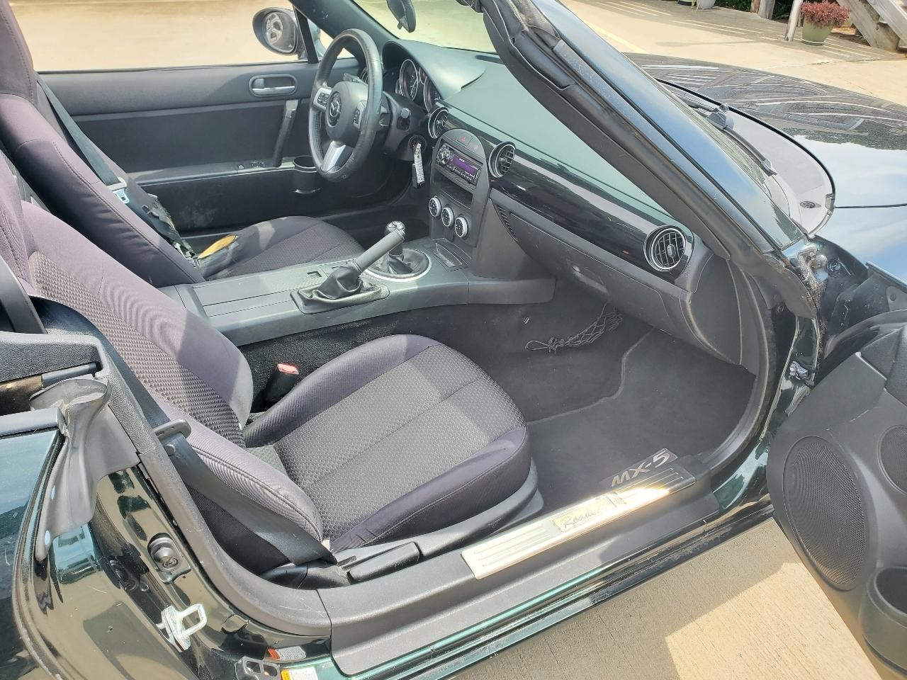 Mazda MX-5 Miata 2D Convertible 2007