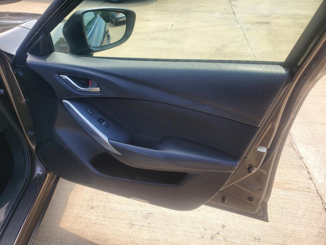 Mazda MAZDA6 i Sport 4D Sedan 2016