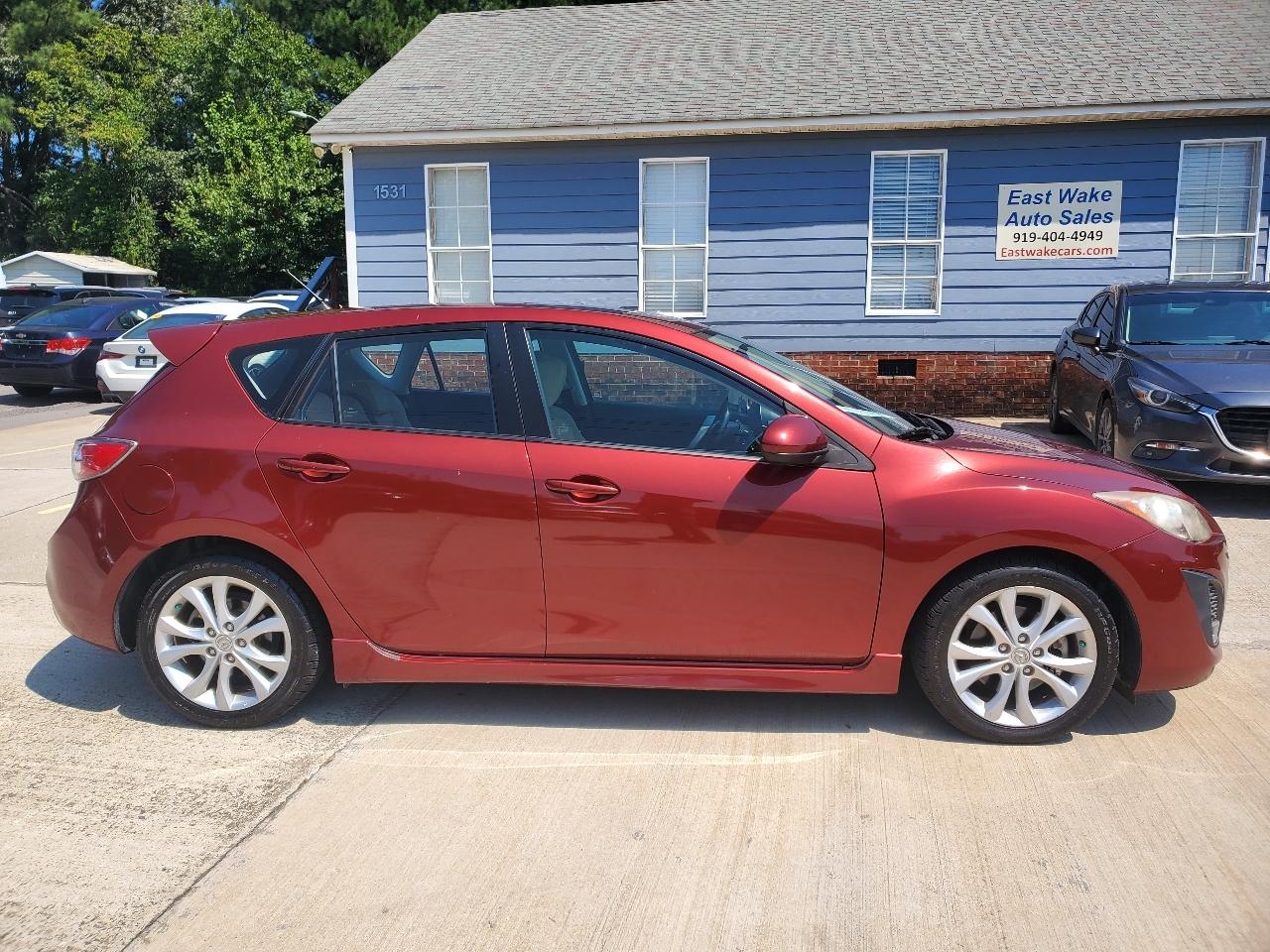 Mazda MAZDA3 s Sport 4D Hatchback 2010