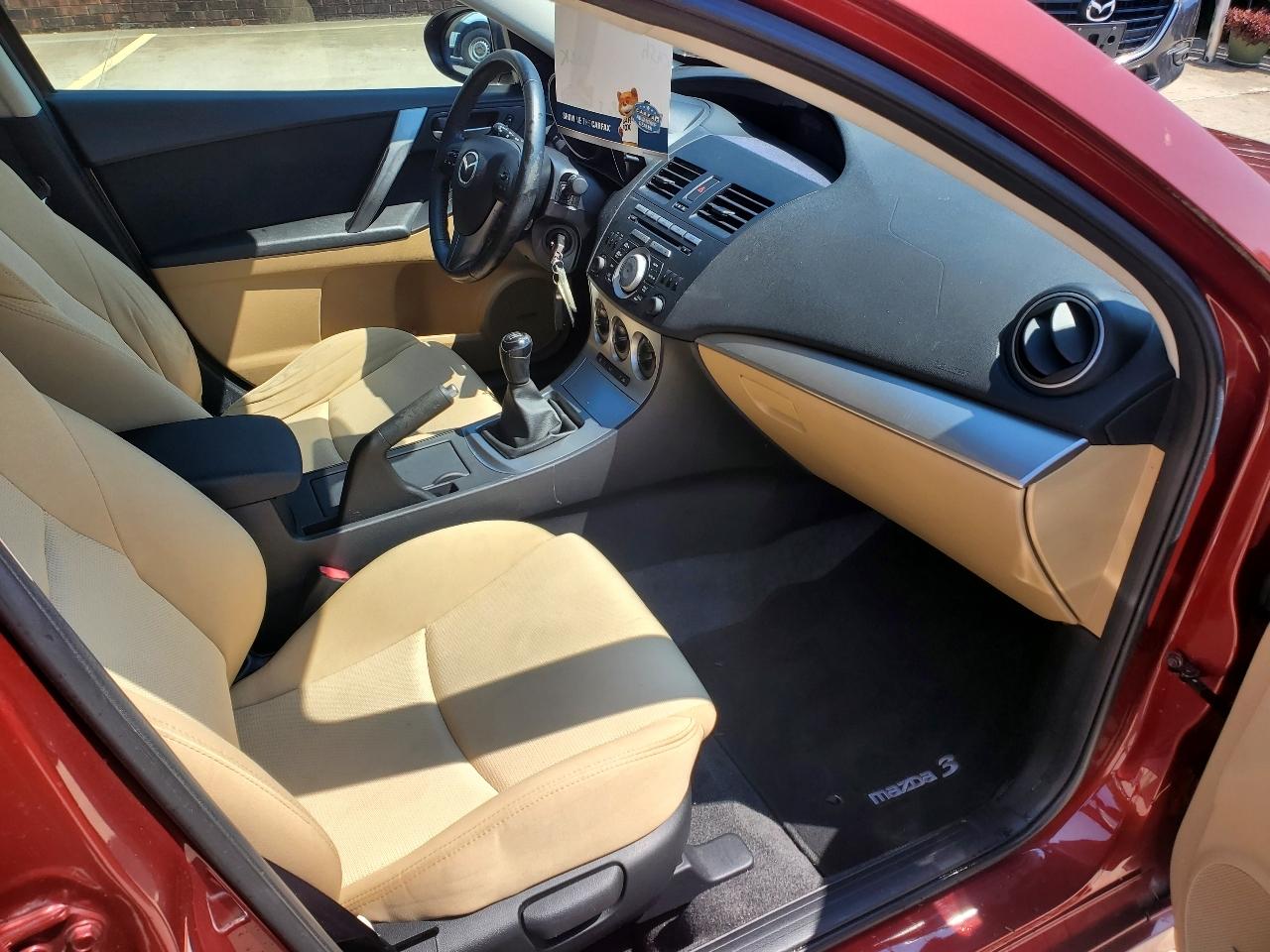 Mazda MAZDA3 s Sport 4D Hatchback 2010