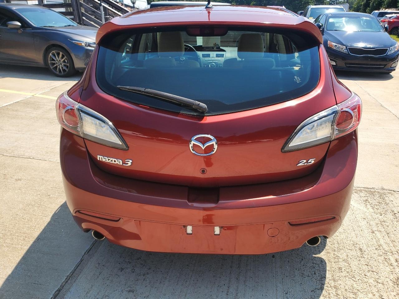 Mazda MAZDA3 s Sport 4D Hatchback 2010
