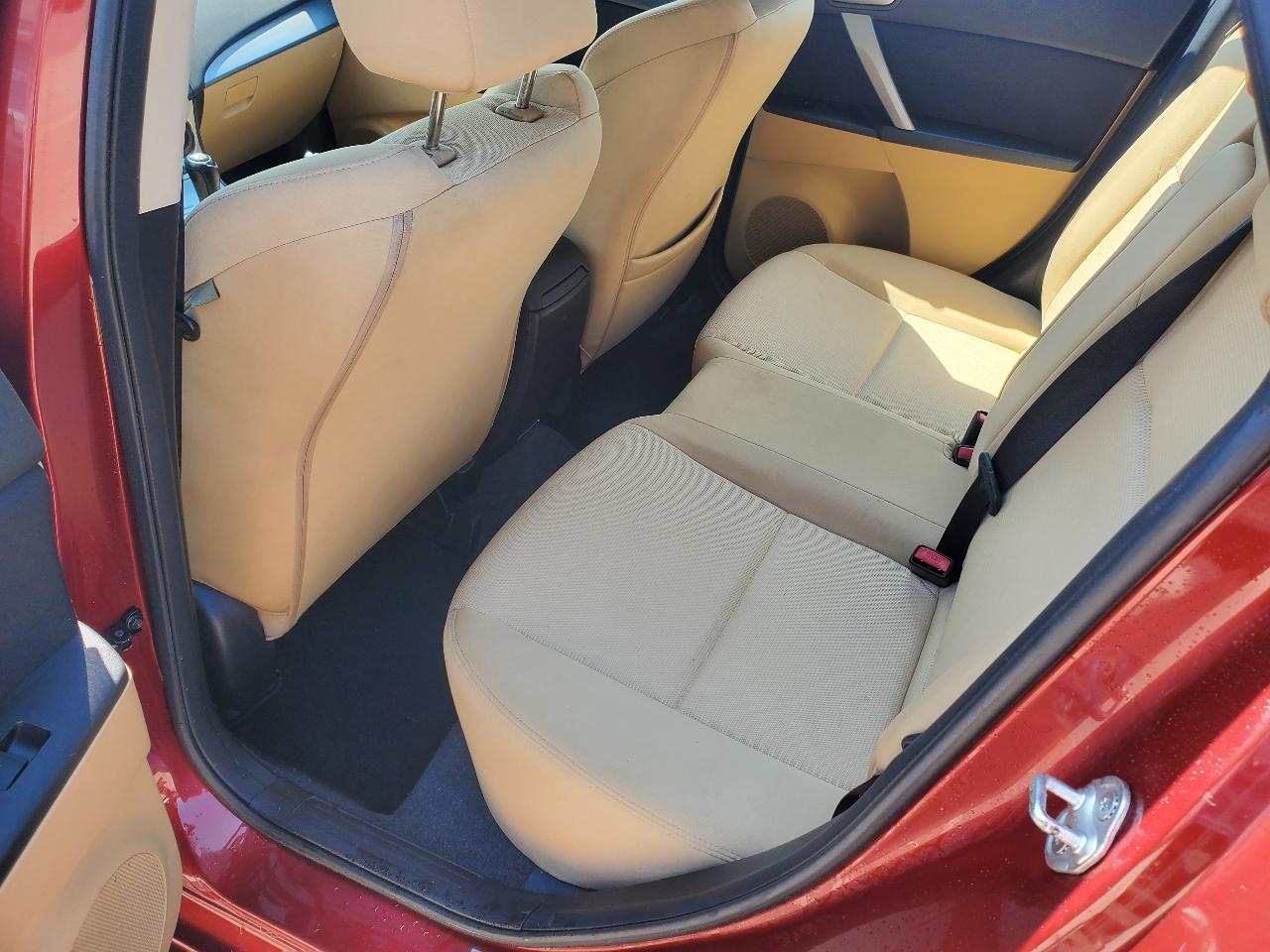 Mazda MAZDA3 s Sport 4D Hatchback 2010
