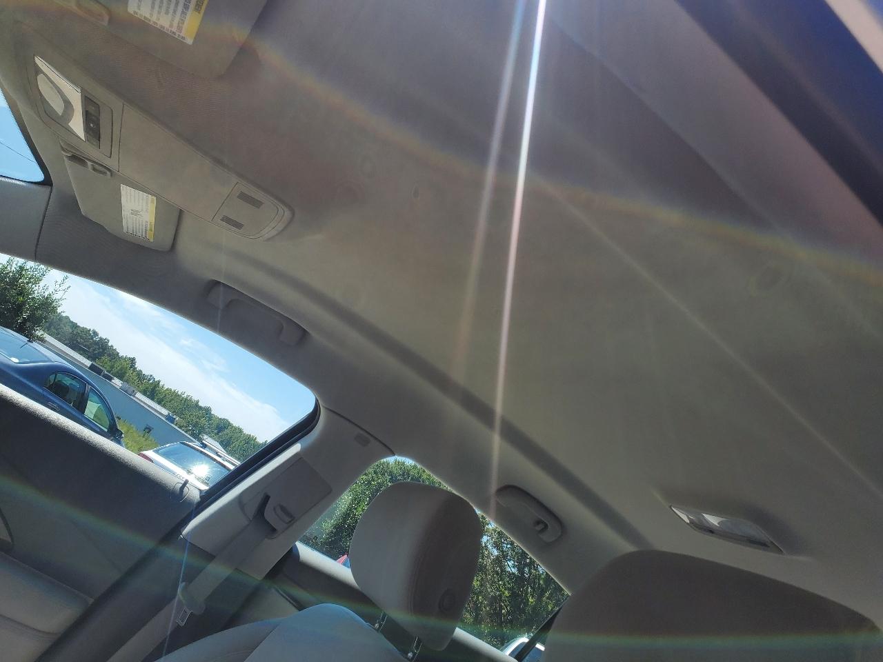 Buick LaCrosse CX 2010
