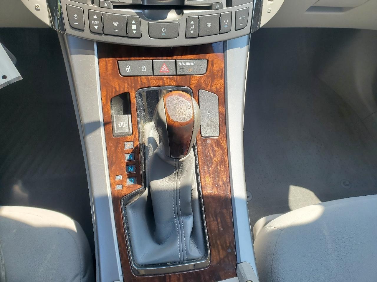Buick LaCrosse CX 2010