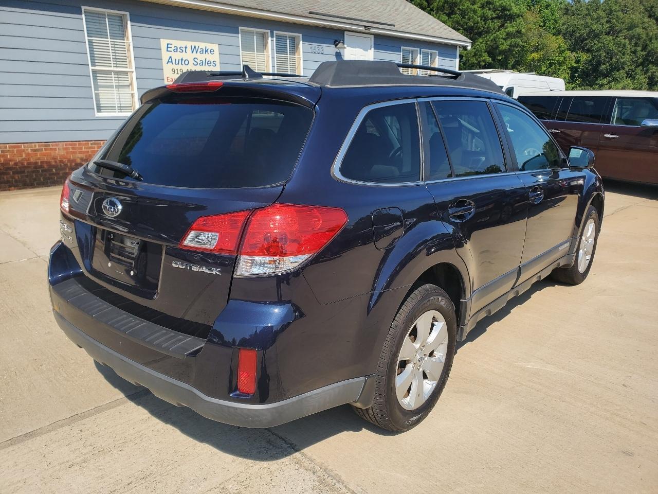 Subaru Outback 2.5i Limited 2012