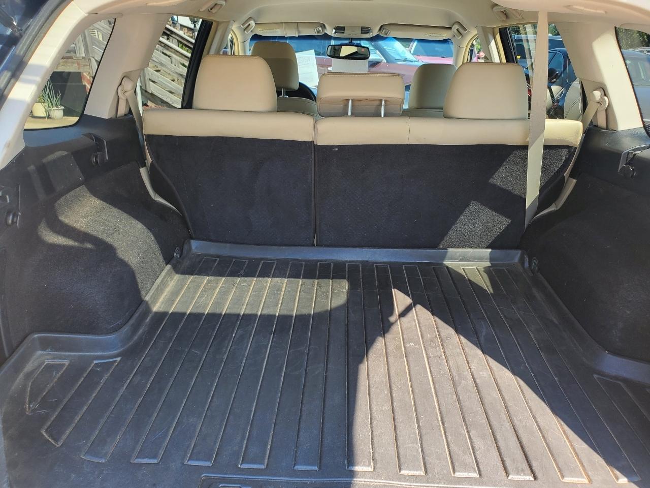 Subaru Outback 2.5i Limited 2012