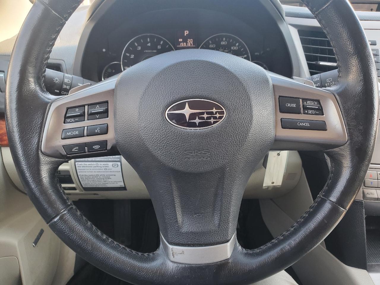 Subaru Outback 2.5i Limited 2012