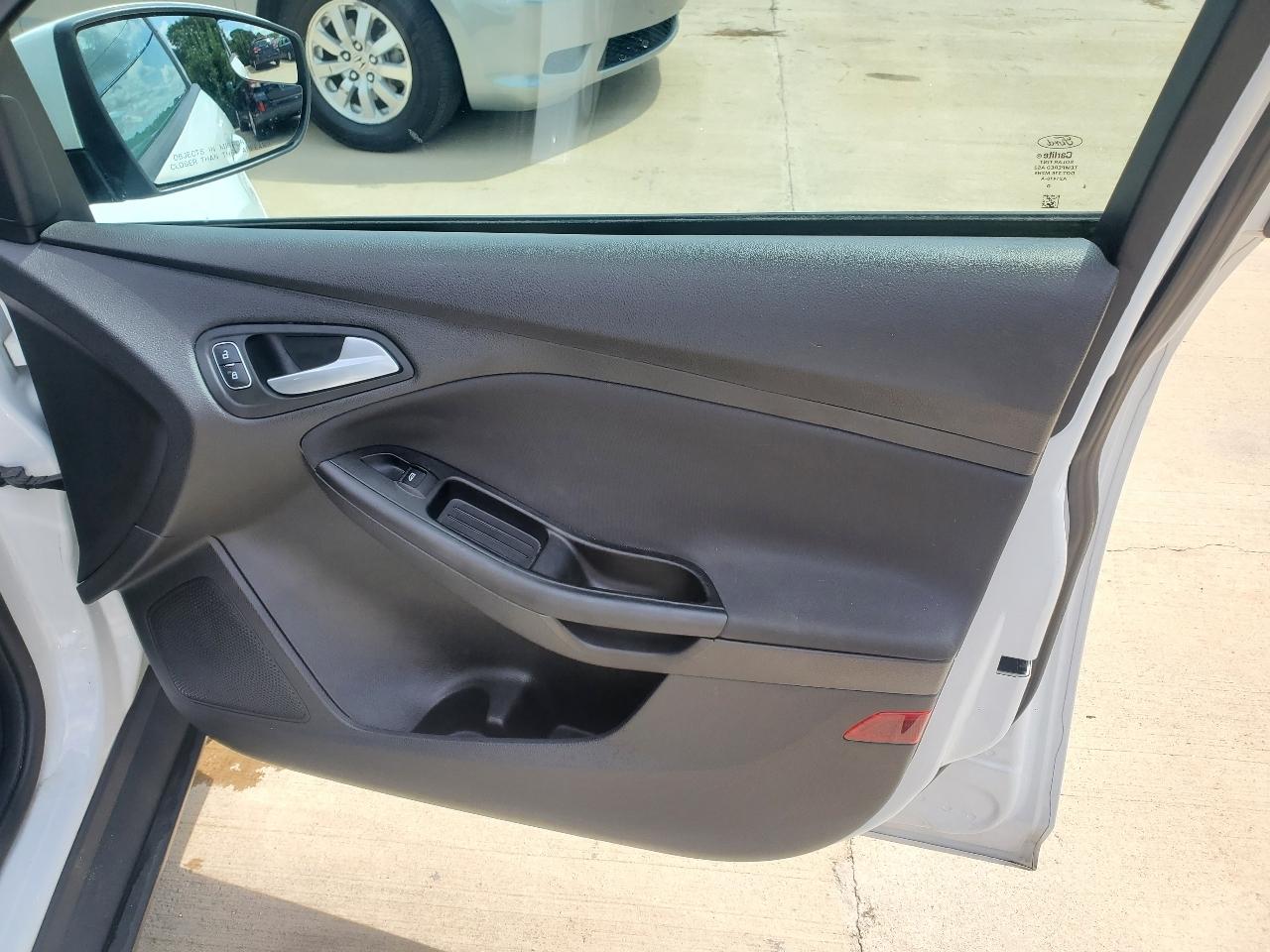 Ford Focus SE 2016