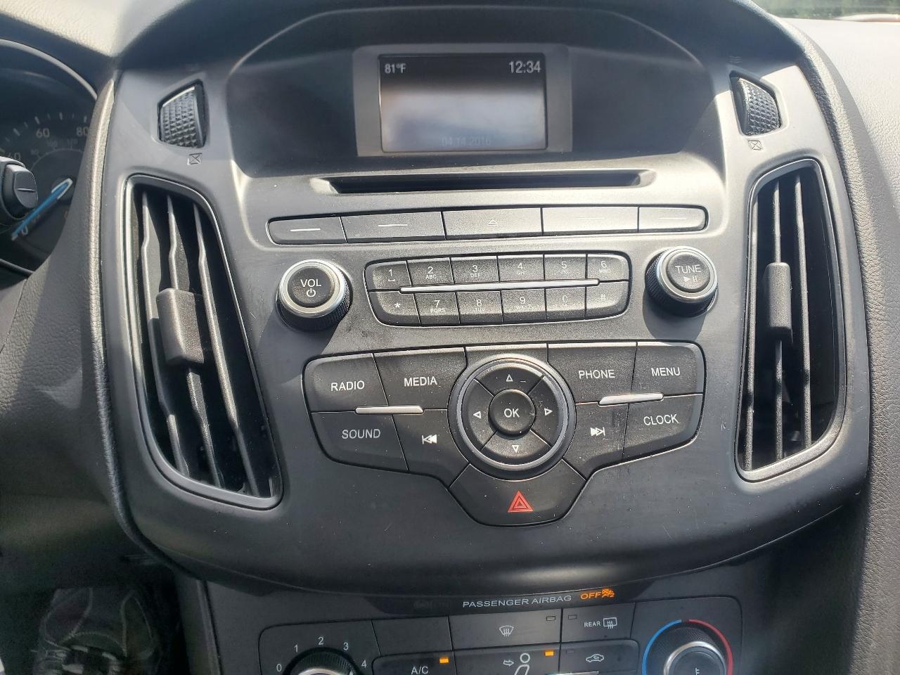 Ford Focus SE 2016