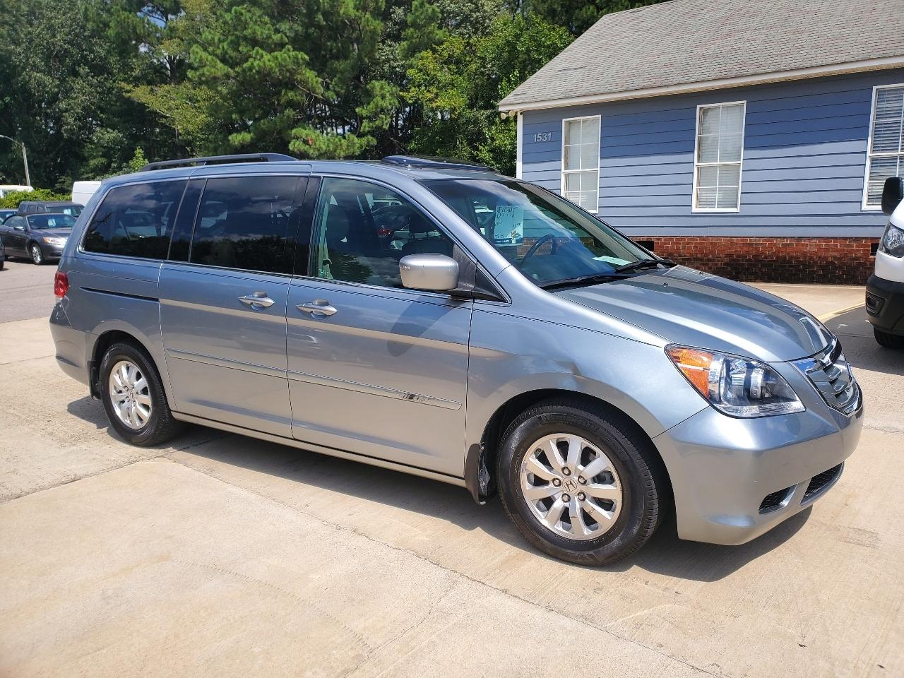 Honda Odyssey EX-L w/ DVD and Navigation 2009
