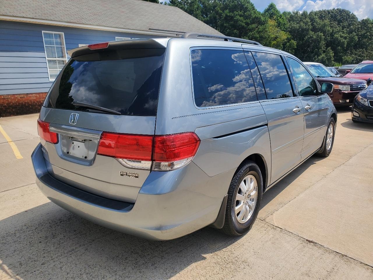 Honda Odyssey EX-L w/ DVD and Navigation 2009