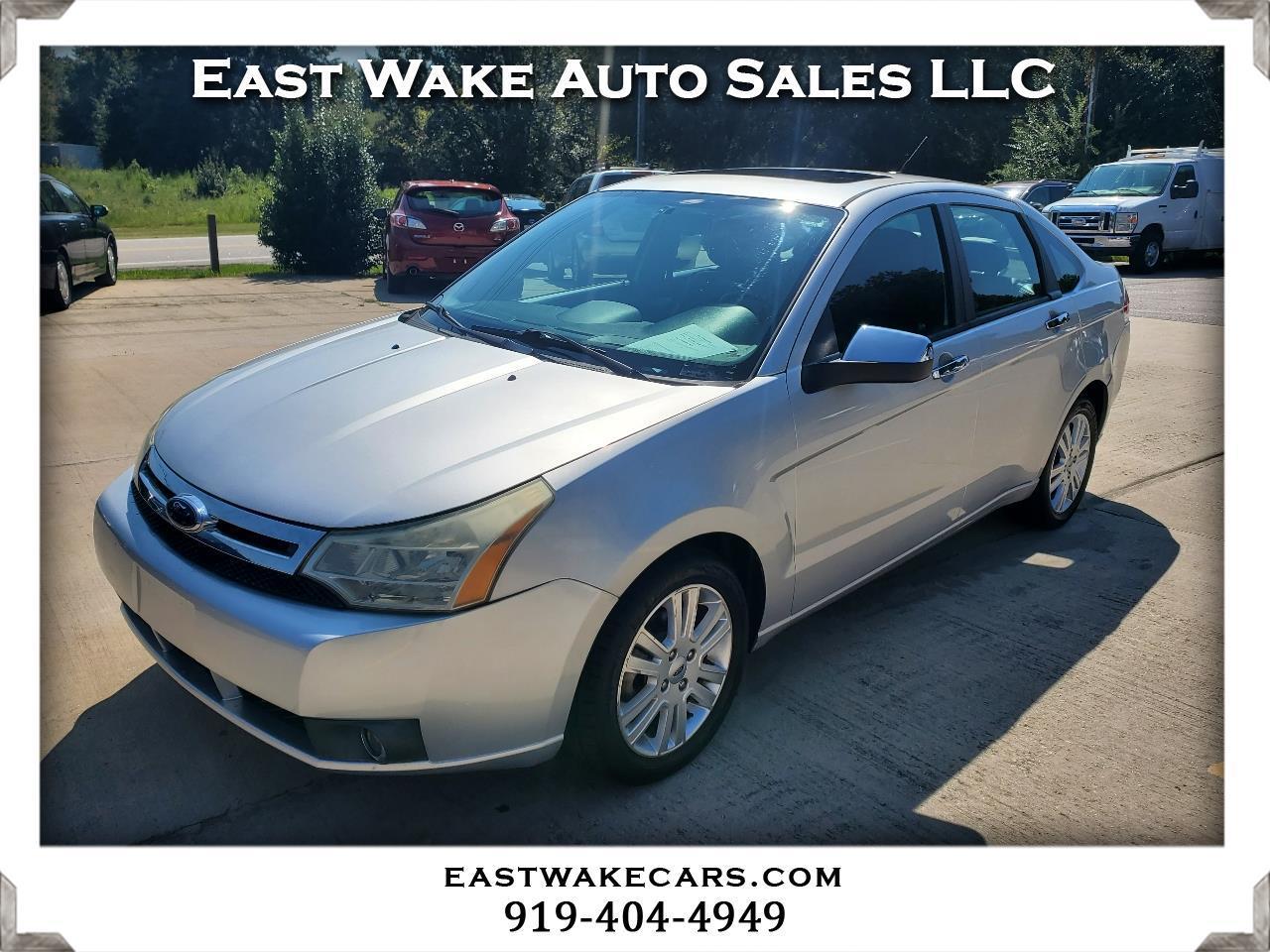 Ford Focus SEL Sedan 2010