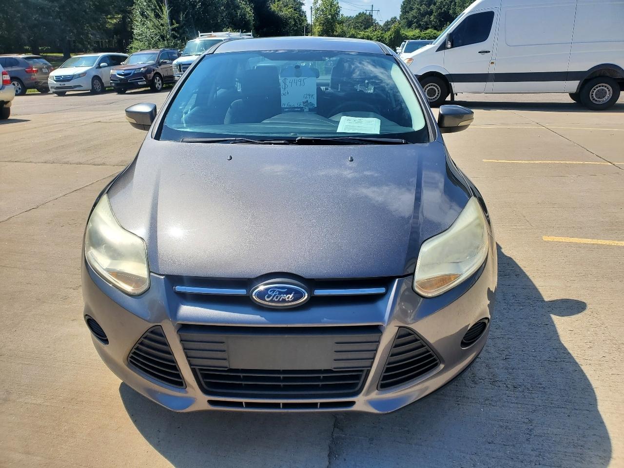 Ford Focus SE Sedan 2014