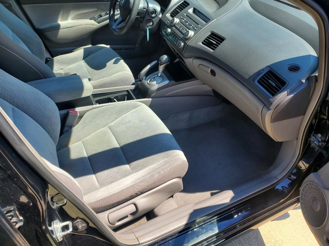 Honda Civic LX sedan 2011