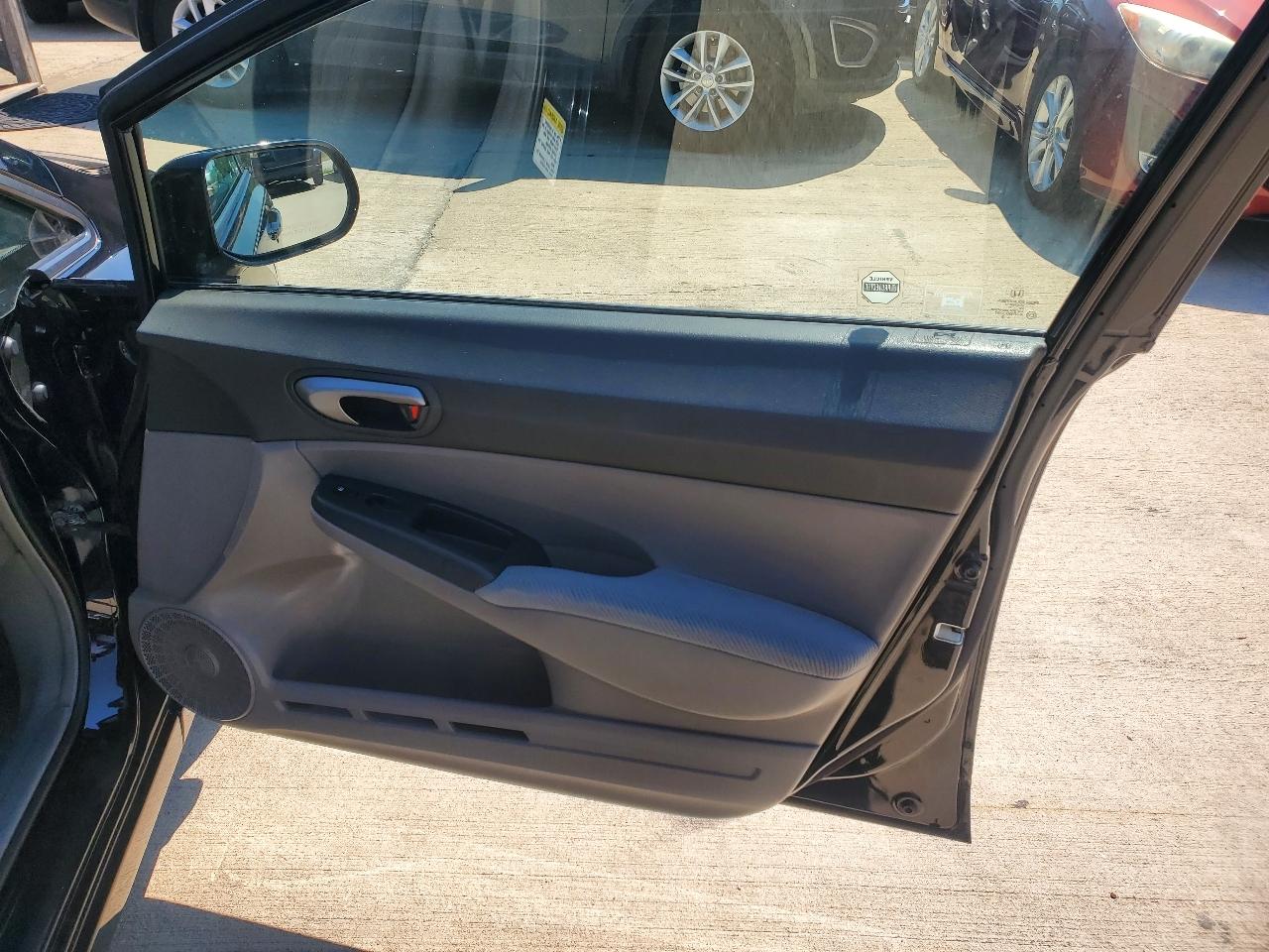 Honda Civic LX sedan 2011