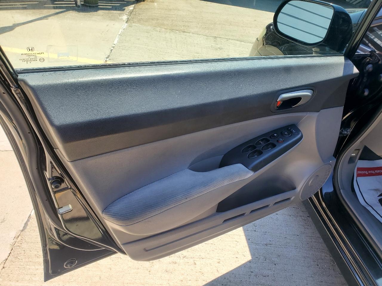 Honda Civic LX sedan 2011
