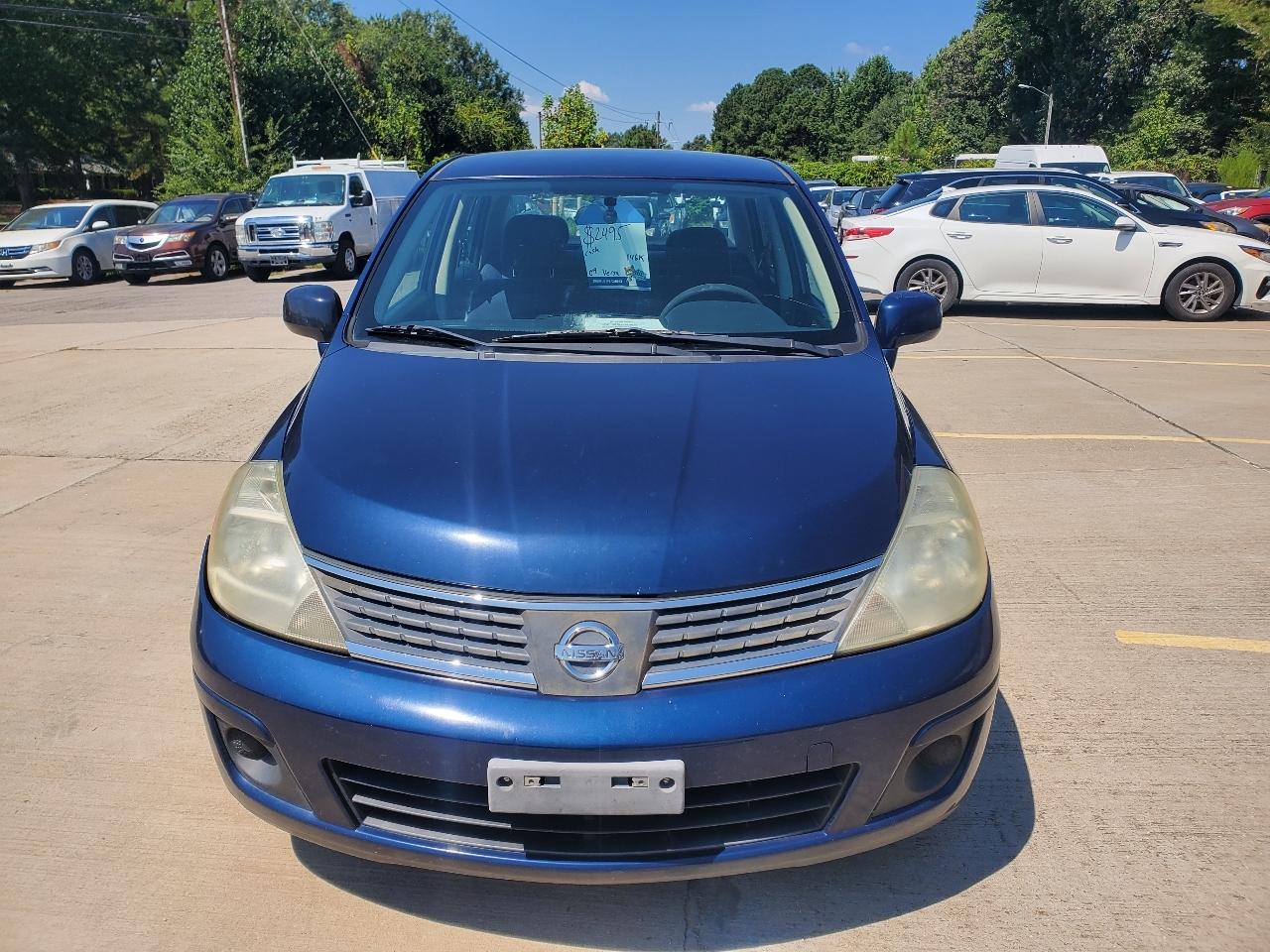 Nissan Versa 1.8 S Sedan 2009