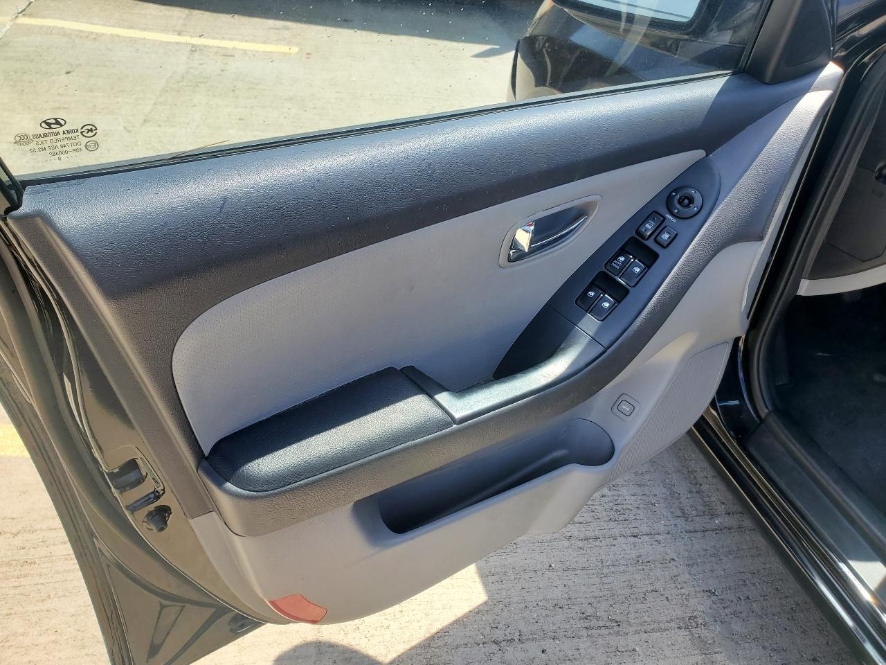 Hyundai Elantra SE 2010