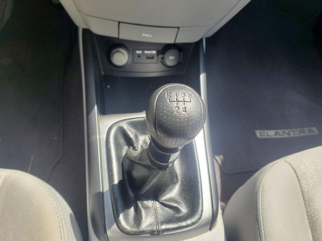Hyundai Elantra SE 2010