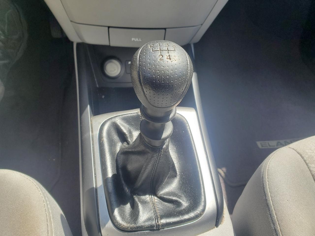 Hyundai Elantra SE 2010