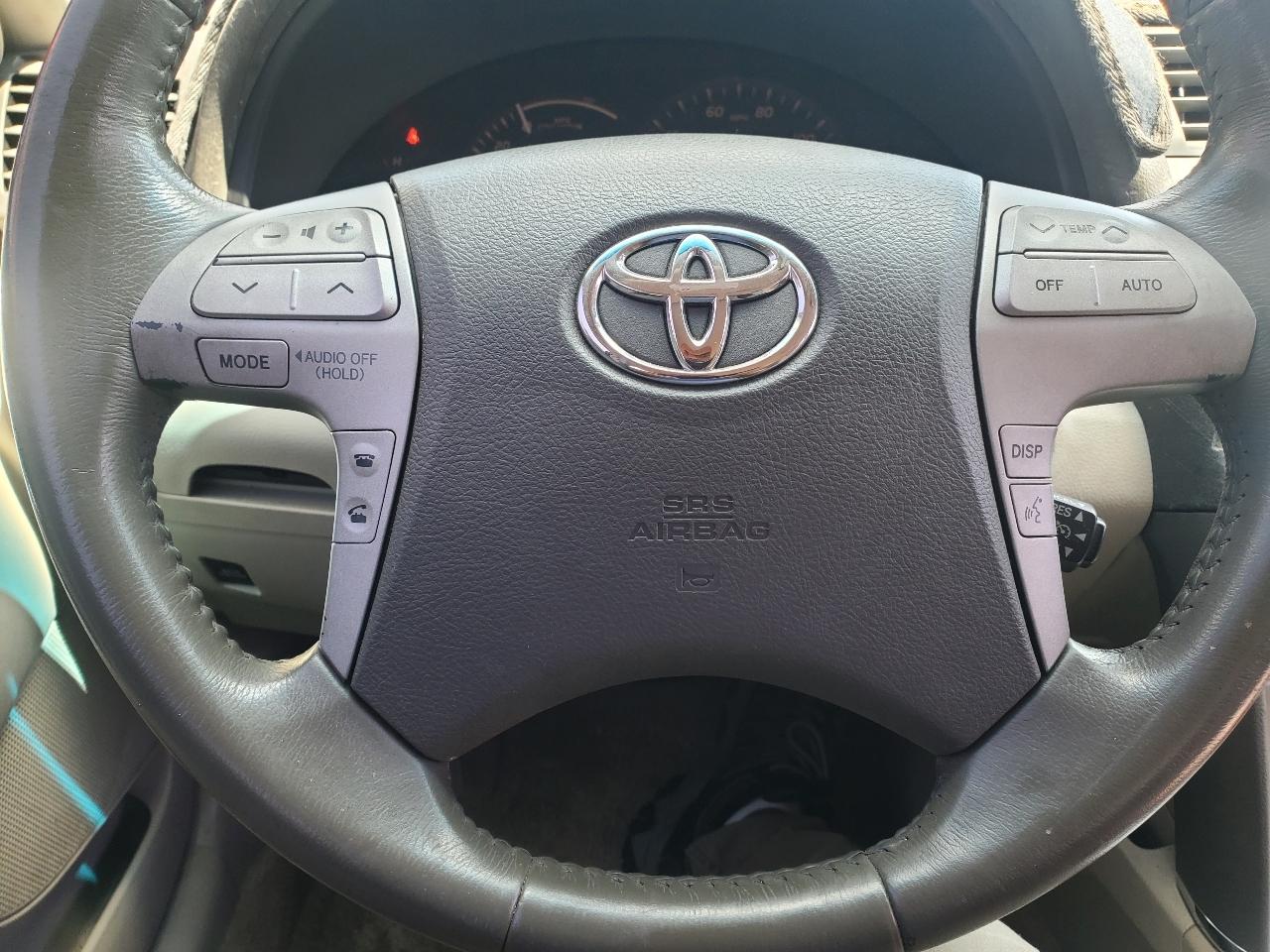 Toyota Camry Hybrid Sedan 2007