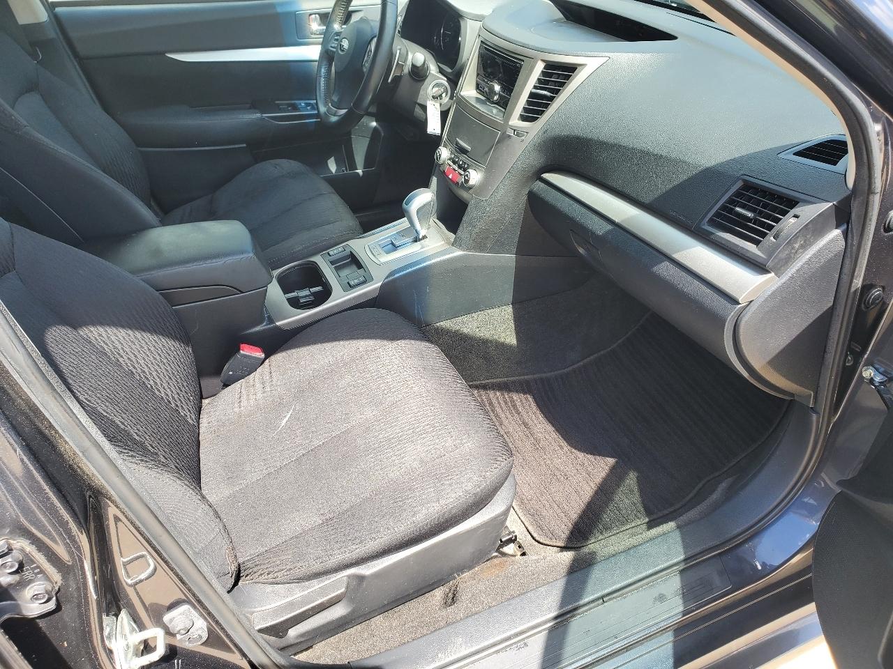 Subaru Legacy 2.5i Premium 2012