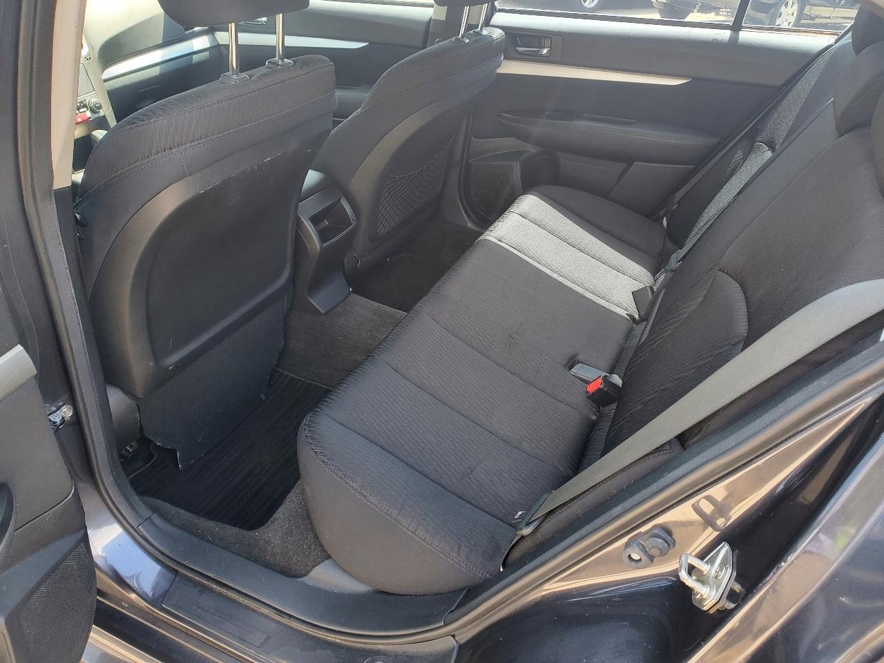Subaru Legacy 2.5i Premium 2012