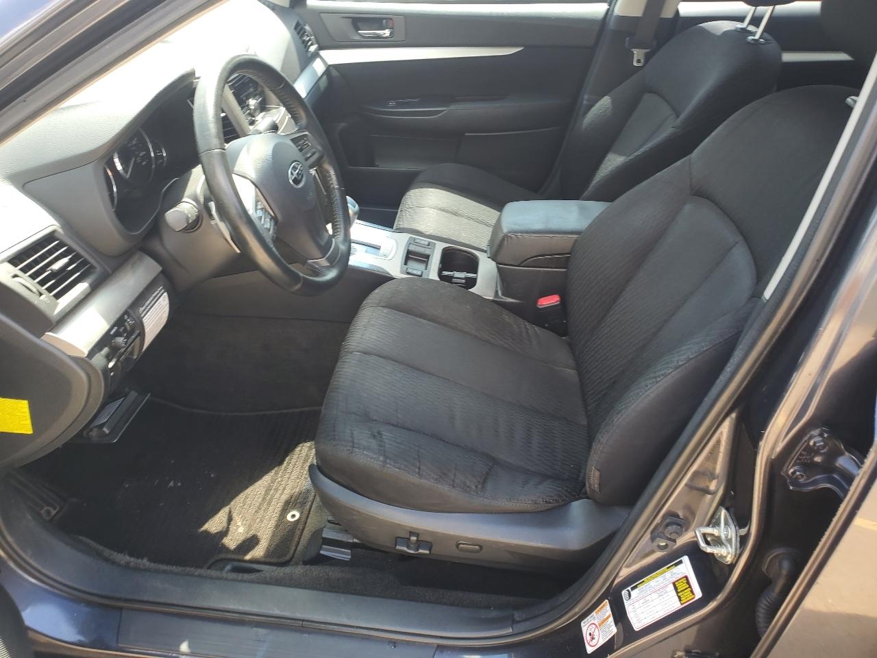Subaru Legacy 2.5i Premium 2012