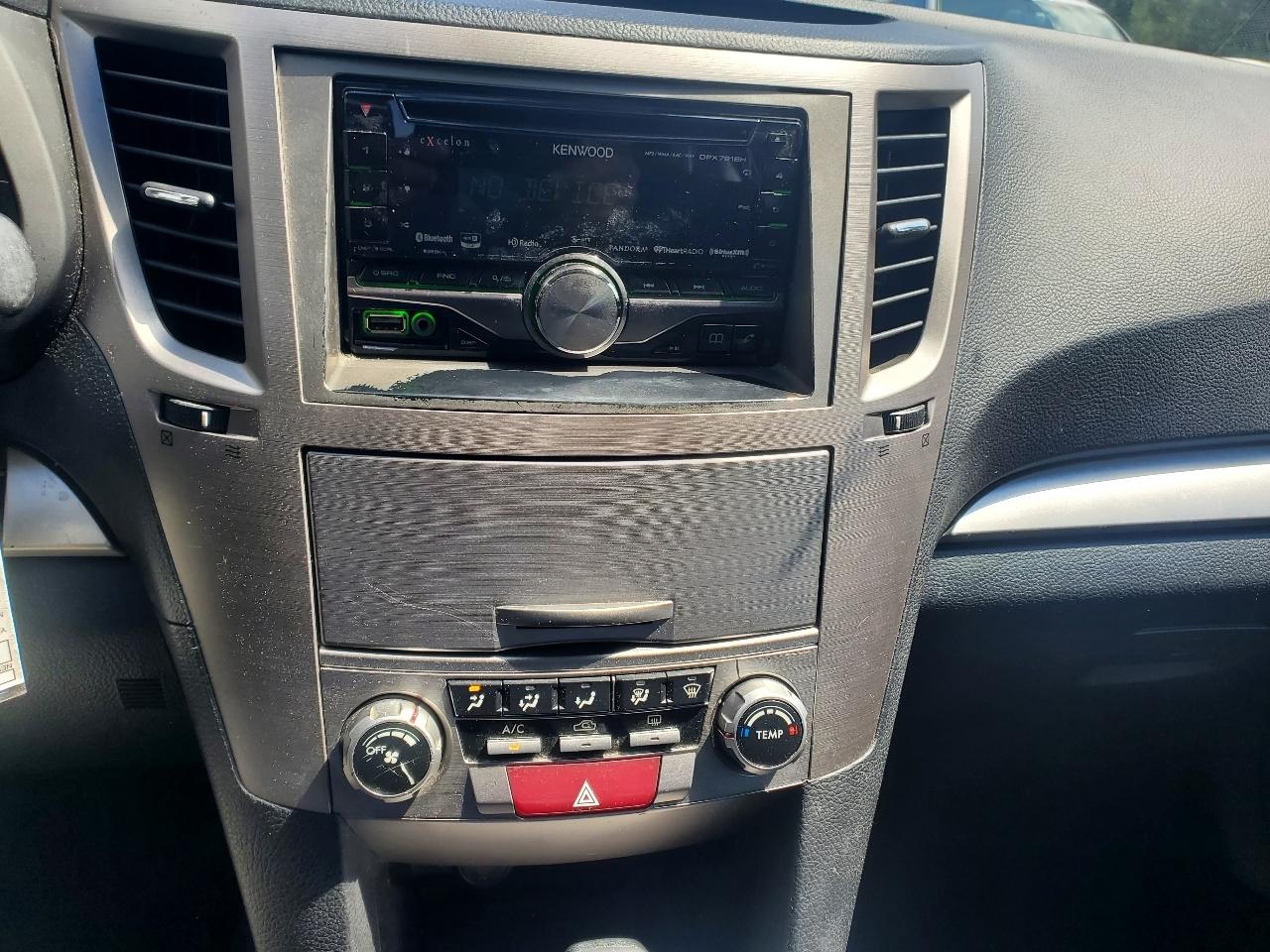 Subaru Legacy 2.5i Premium 2012