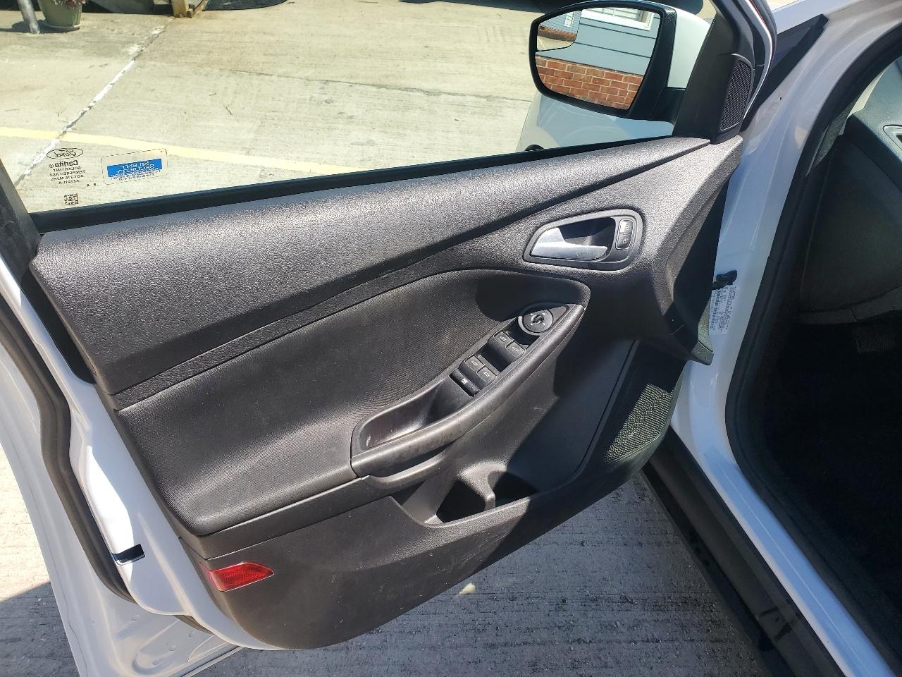 Ford Focus SE Hatch 2018