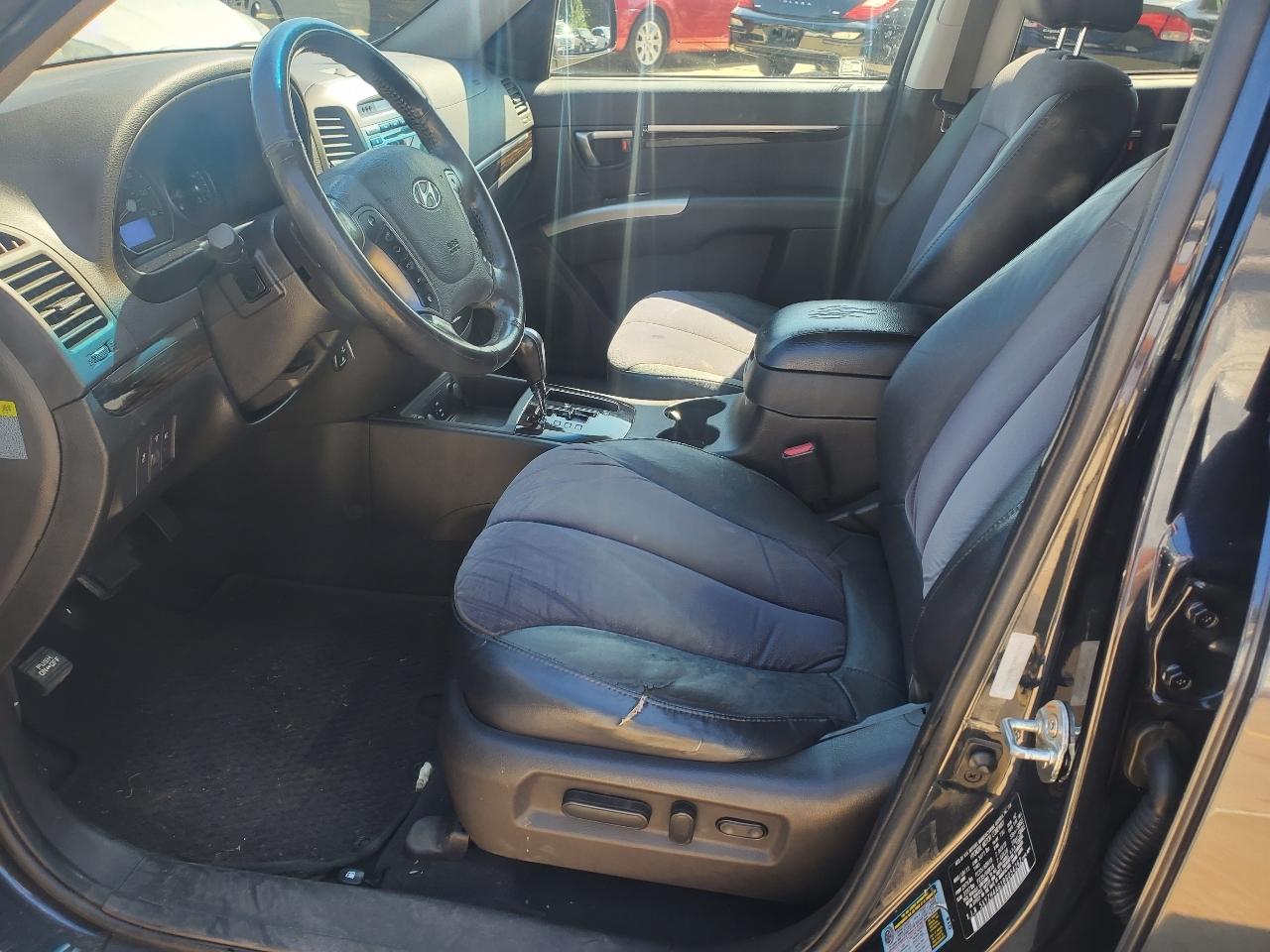 Hyundai Santa Fe SE 3.5 FWD 2011