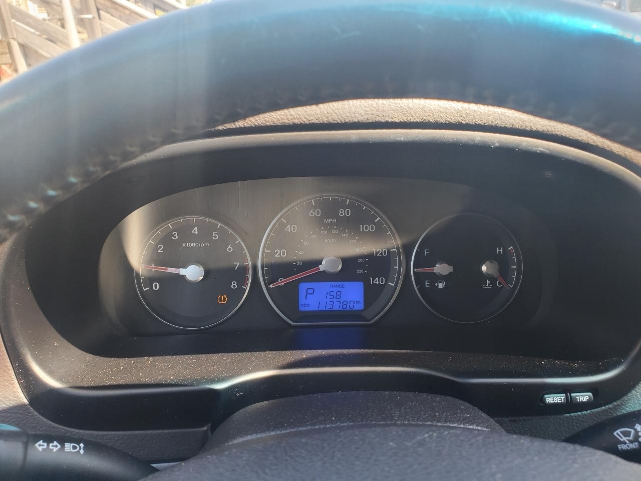 Hyundai Santa Fe SE 3.5 FWD 2011