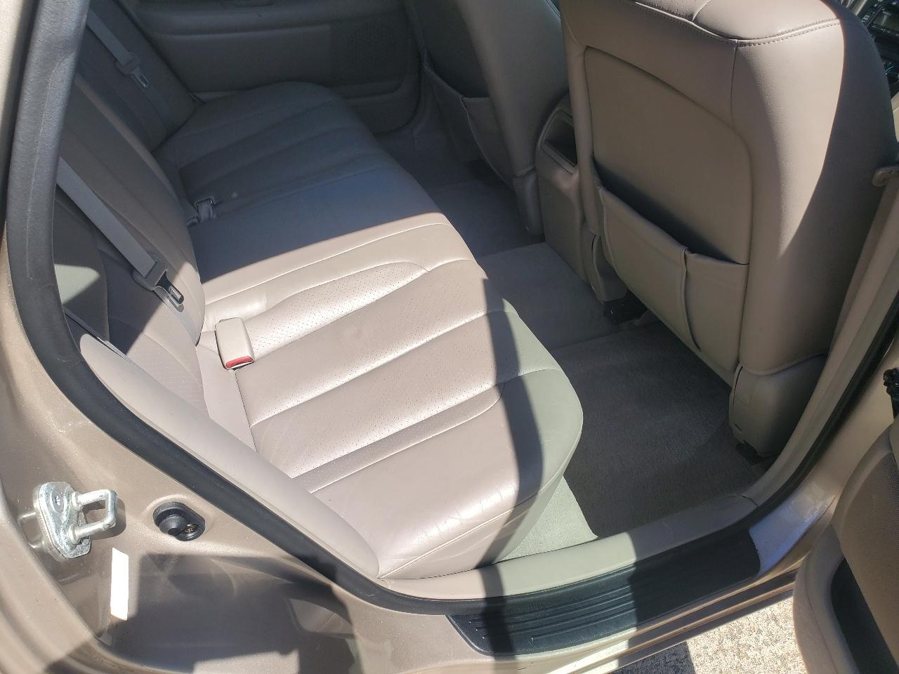 Toyota Avalon XL 2003