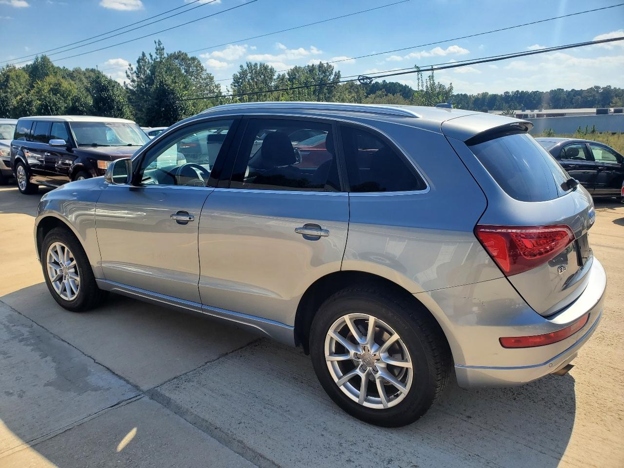 Audi Q5 2.0 quattro Premium 2011