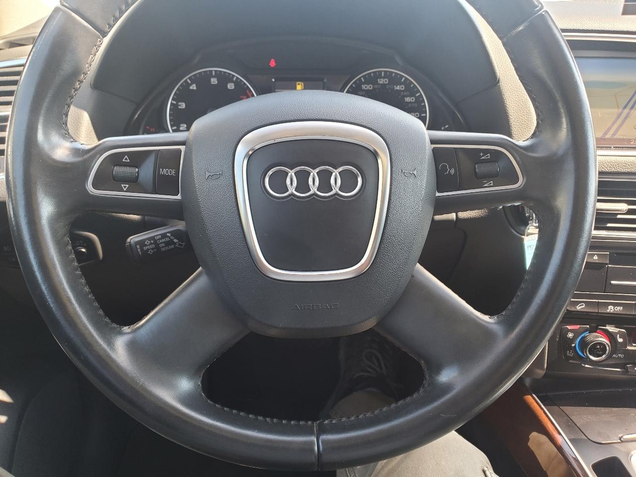 Audi Q5 2.0 quattro Premium 2011