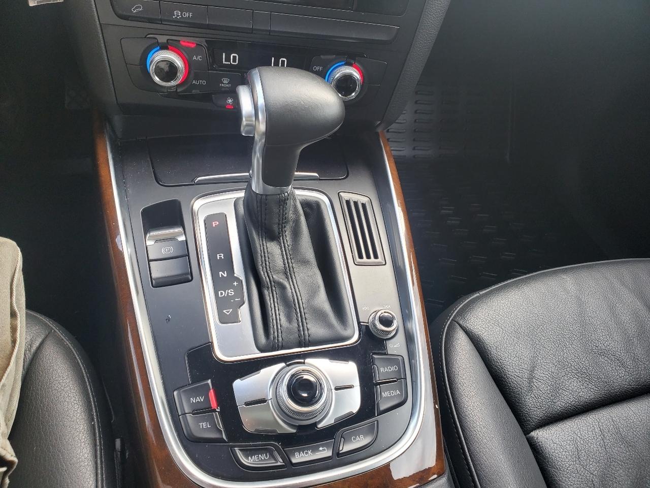 Audi Q5 2.0T Premium quattro 2015