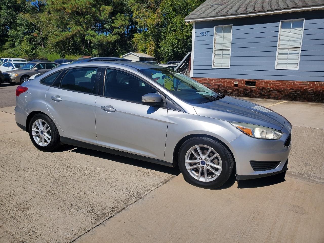 Ford Focus SE Sedan 2015