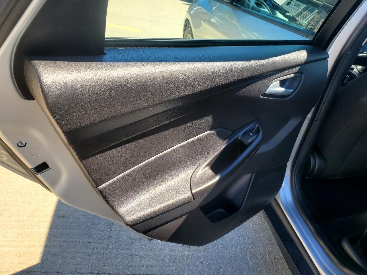 Ford Focus SE Sedan 2015