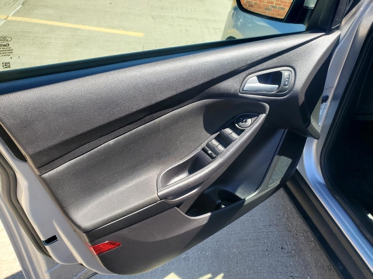 Ford Focus SE Sedan 2015