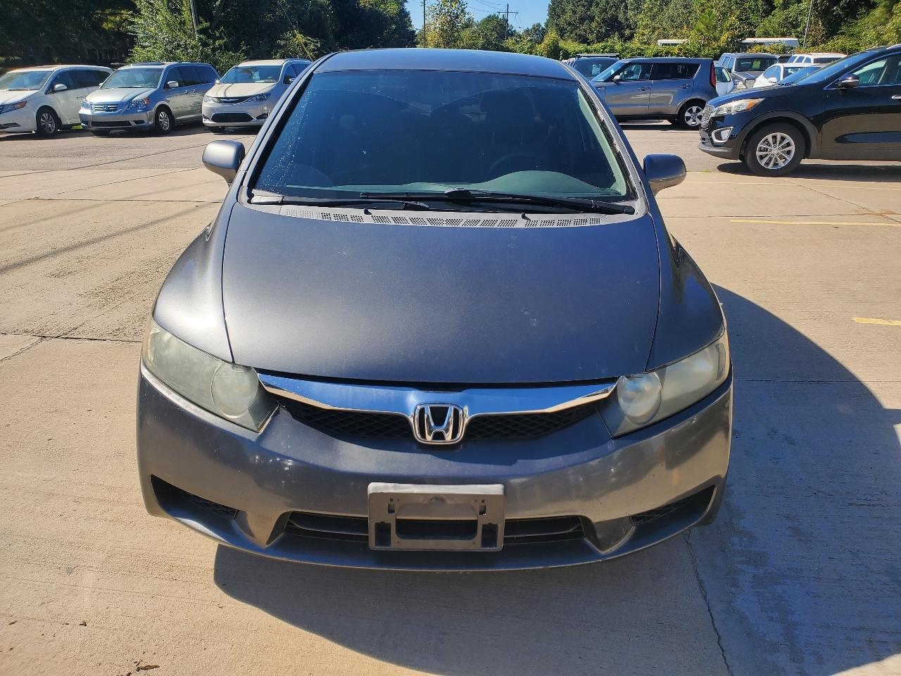 Honda Civic LX Sedan 5-Speed AT 2009