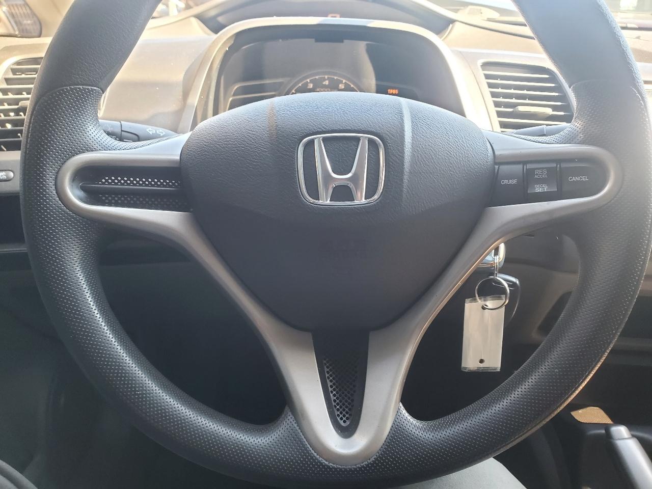 Honda Civic LX Sedan 5-Speed AT 2009
