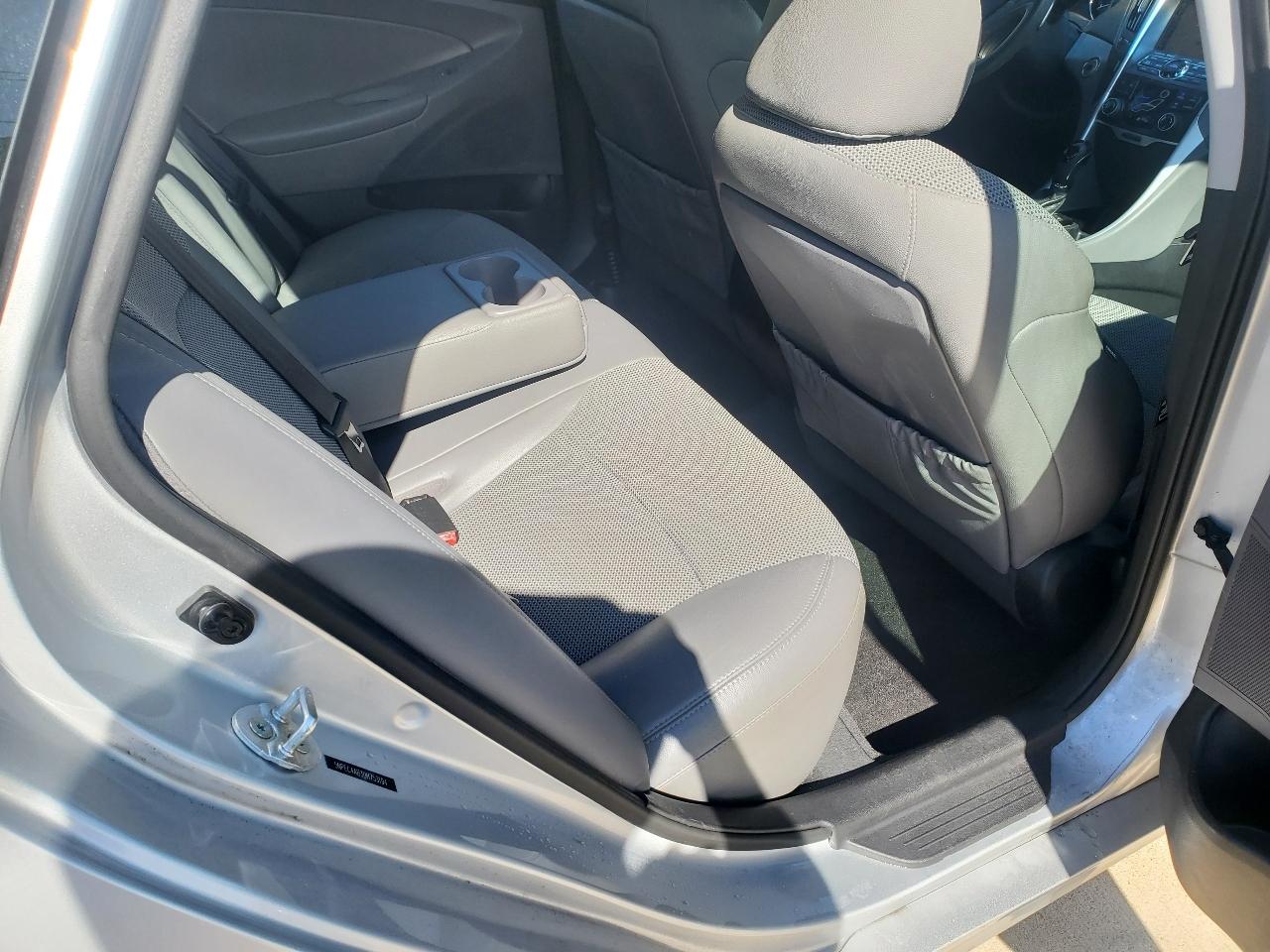Hyundai Sonata Limited Auto 2013