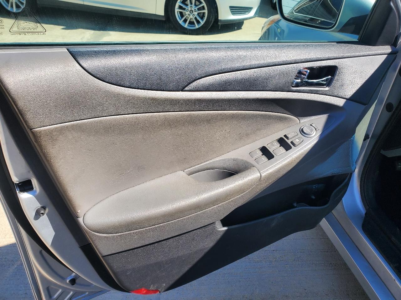 Hyundai Sonata Limited Auto 2013