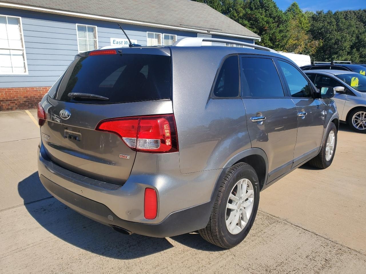 Kia Sorento LX 2WD 2014