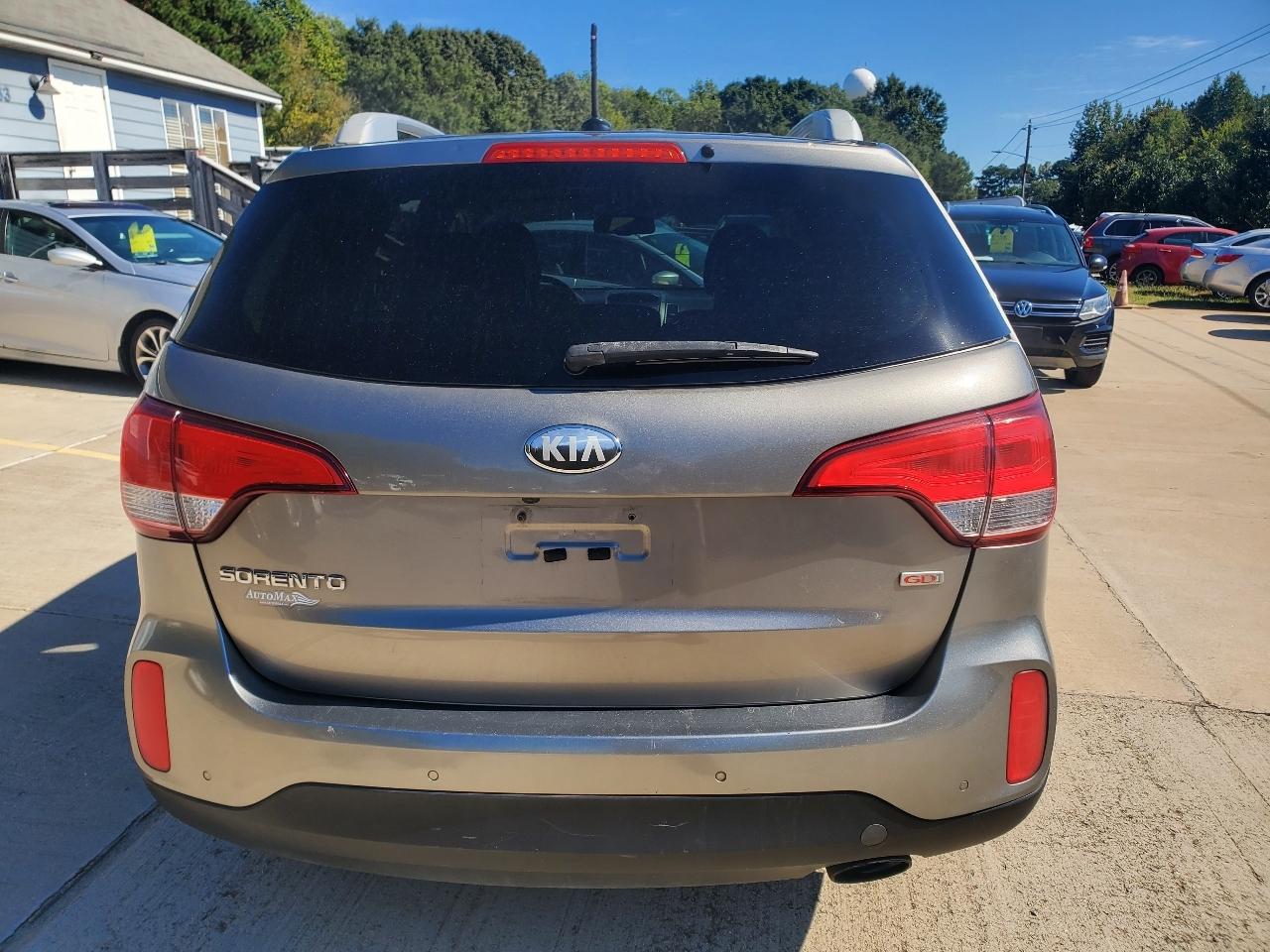 Kia Sorento LX 2WD 2014