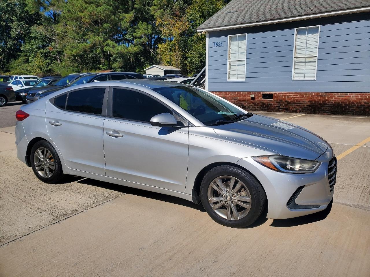 Hyundai Elantra SE Sedan 2017